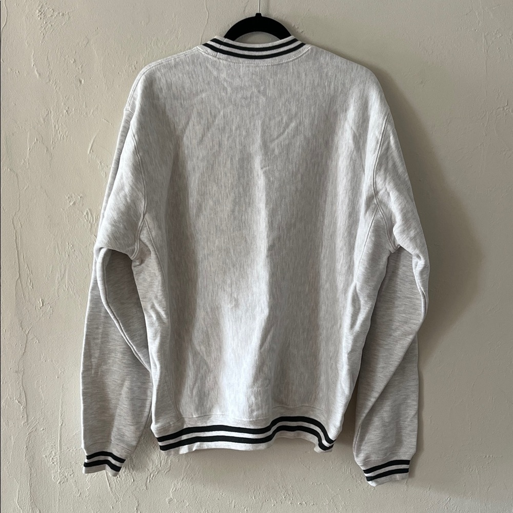 Champion White and Green Crewneck Sweater - Picture 4 of 4